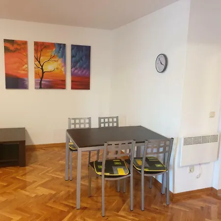 Apartment Apartman Marija Maj - Two Bedroom With A Spacious Terrace Porec